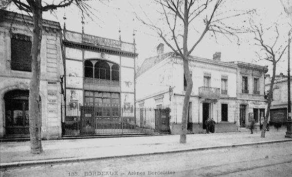 Arènes